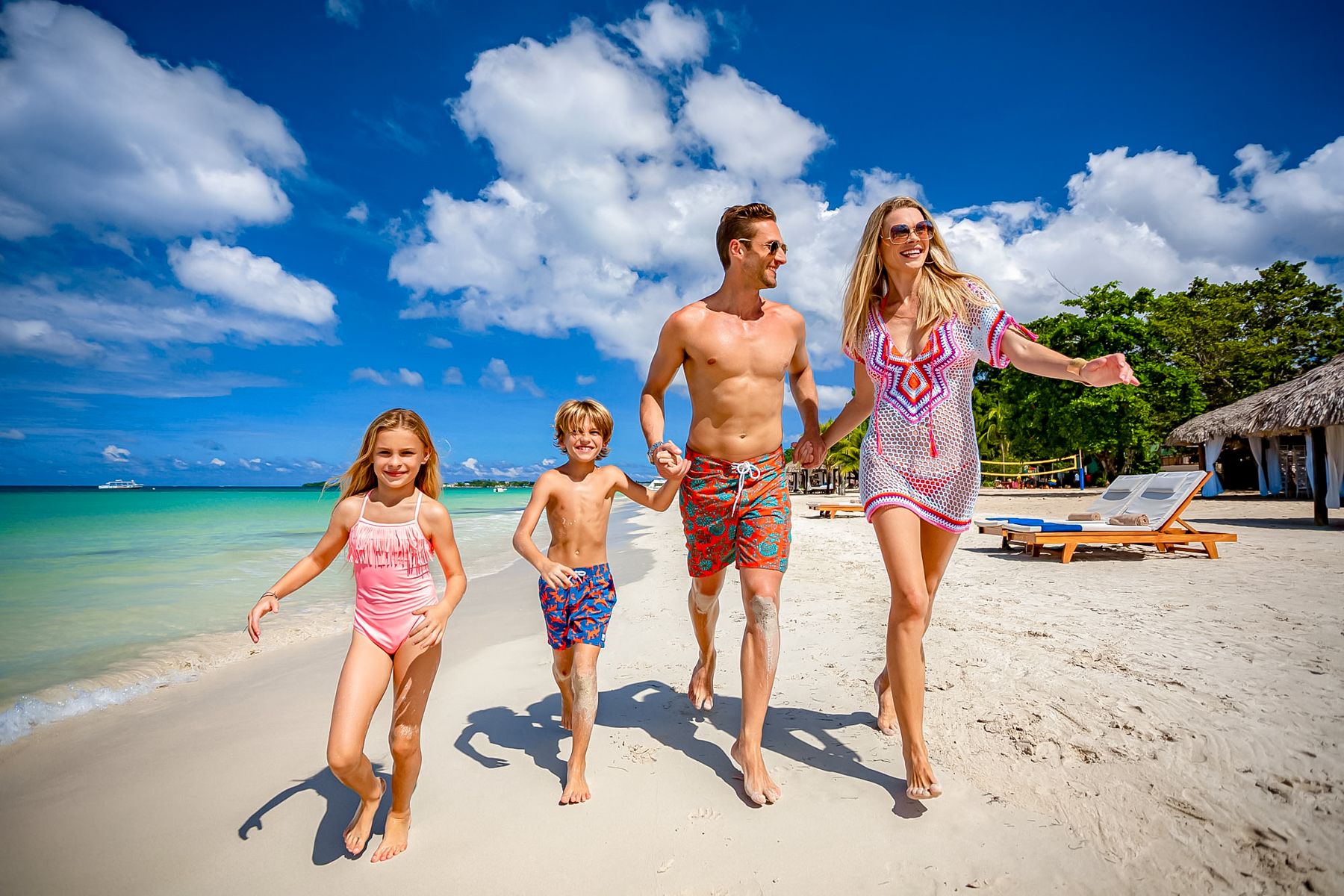 Unforgettable Family Getaways: Top Vacations for Families of 4 or 5!